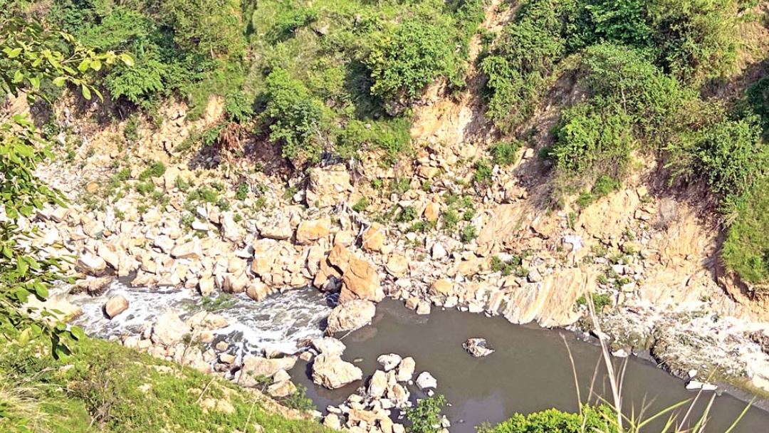 चोभार गल्छी नकाटिने